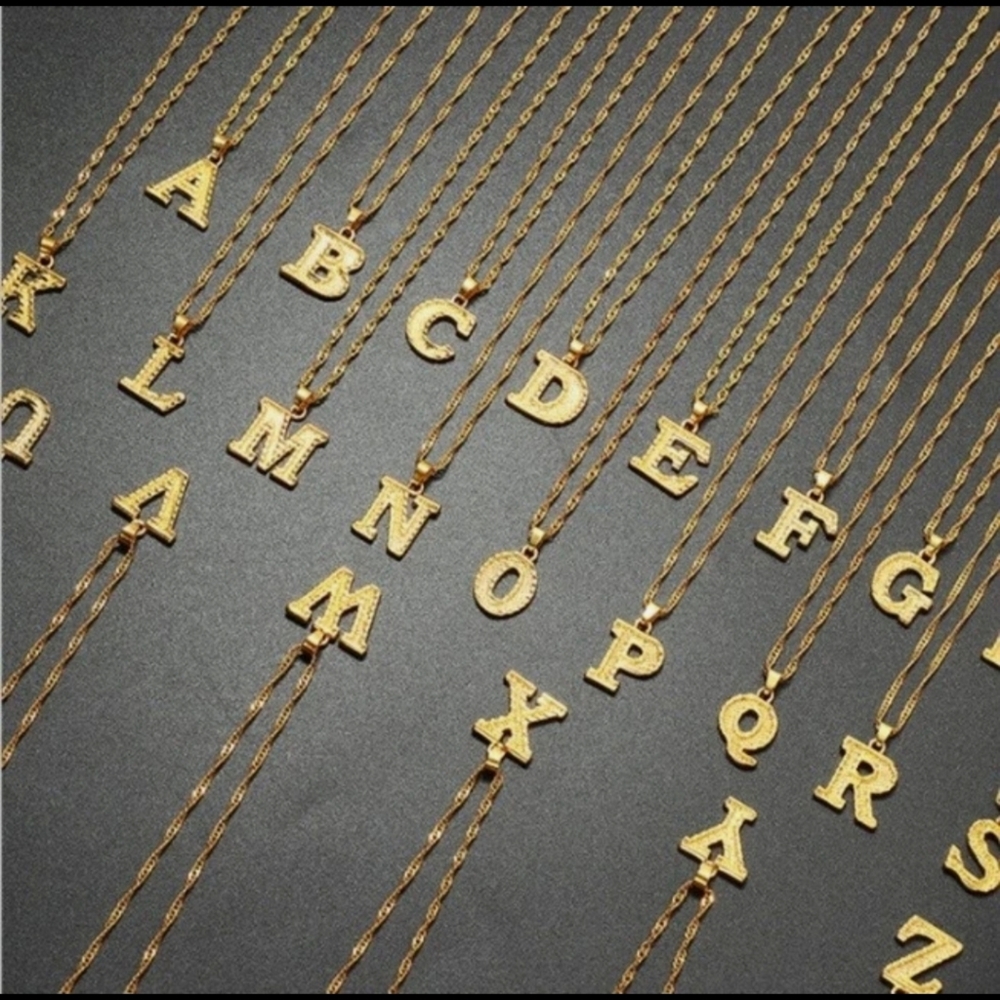 GOLD ALPHABET LETTER J INITIAL NECKLACE